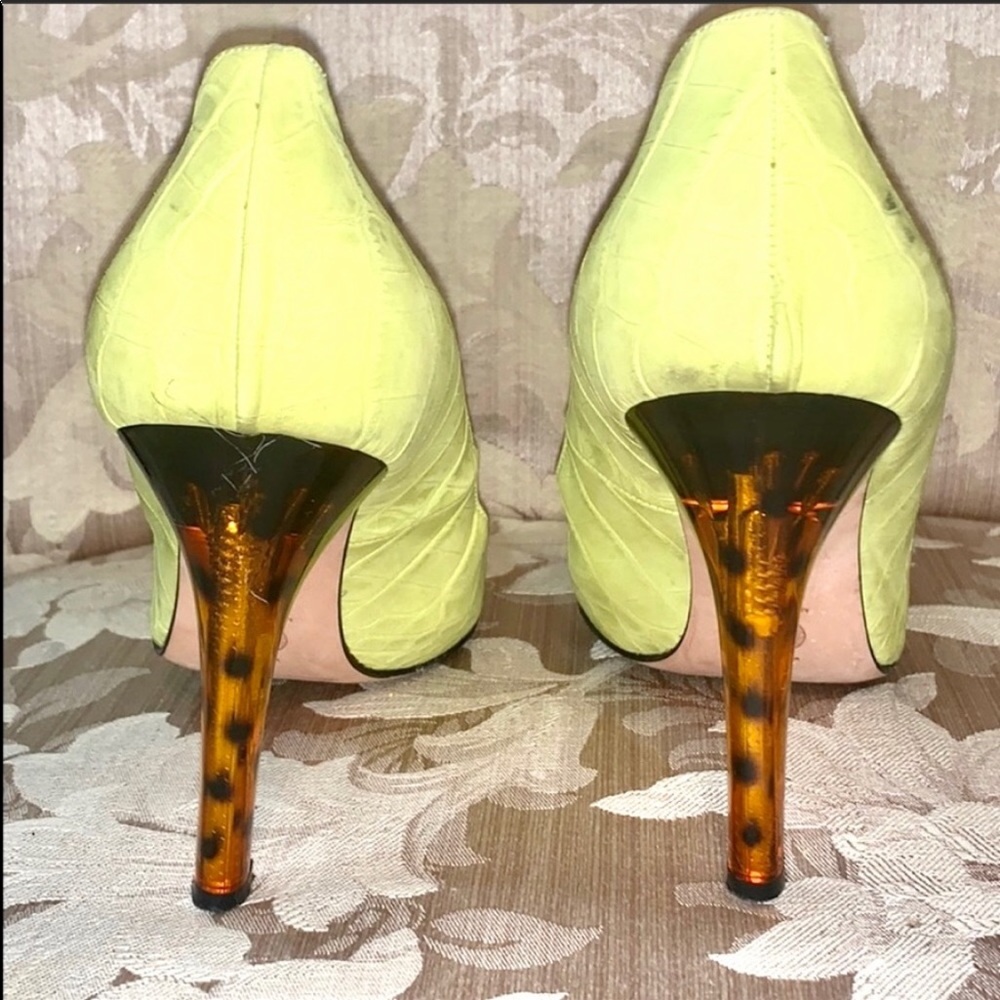 Stamped crocodile ,Versace ,high heel,Citrus color